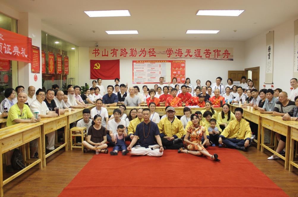 靠不吃晚餐減肥？中醫(yī)培訓(xùn)學(xué)校建議不要這樣做