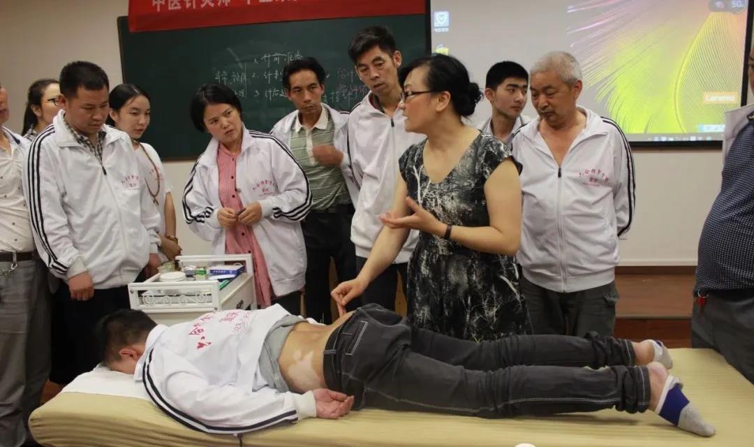 針灸減肥有什么優(yōu)勢嗎？重慶有針灸培訓(xùn)嗎？